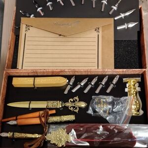 Elegant Calligraphy Set with Gold and Brown Accents